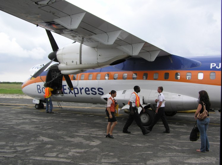 Bonaire Express tog oss mellan öarna