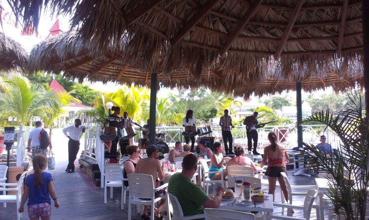 Snack bar/lunchrestaurangen vid vattnet