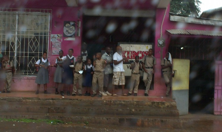 På väg från Nine Mile 